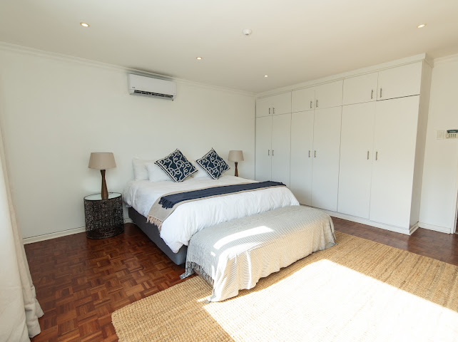 5 Bedroom Property for Sale in Summerstrand Eastern Cape